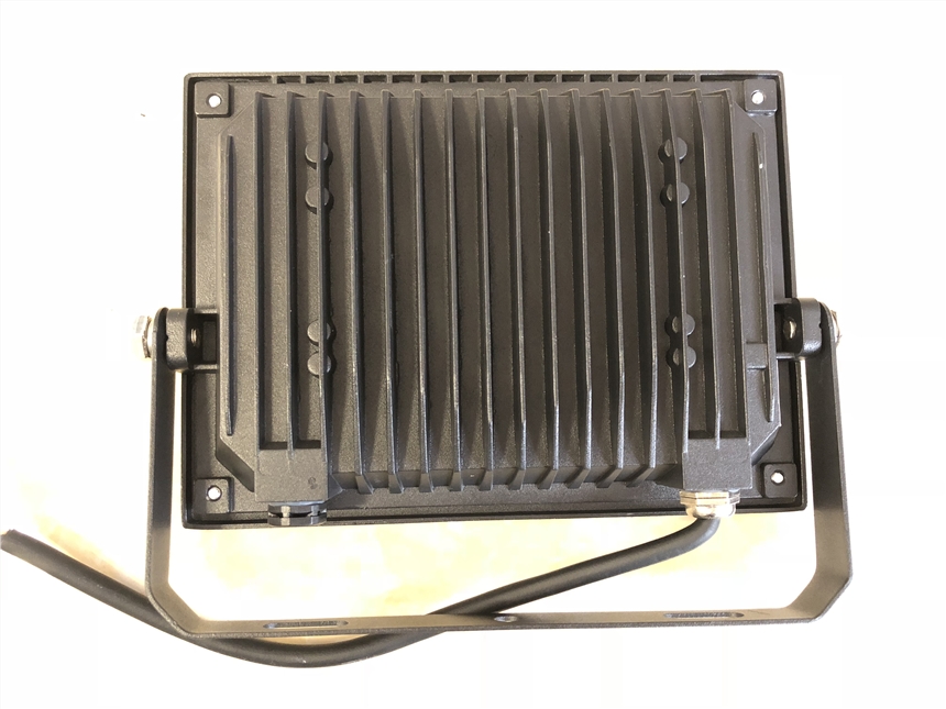 佛山禪城區(qū)供應(yīng)上海亞明ZY609 LED投光燈批發(fā) 批量報(bào)價(jià)